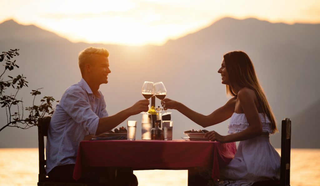 couple sharing romatic dinner