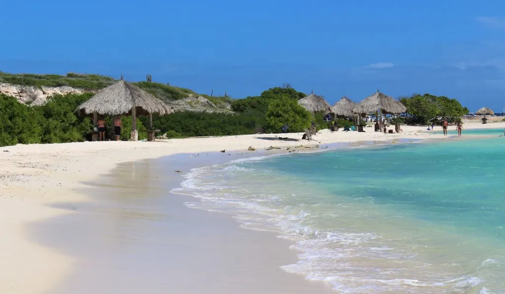 aruba beach coast